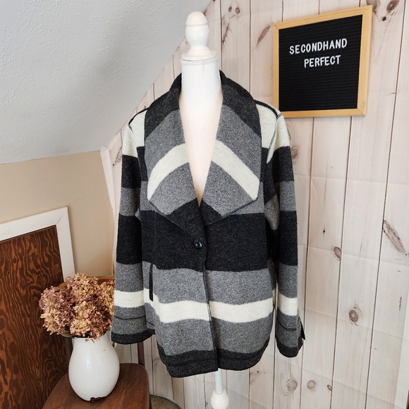 Chico’s Striped Coat/Jacket - Picture 1 of 9
